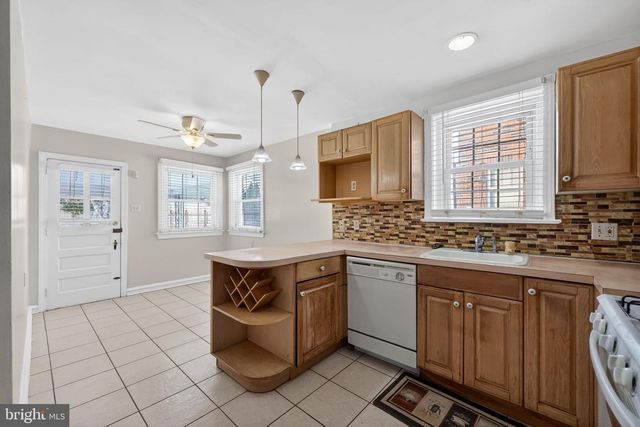 7422 ELIZABETH RD, Elkins Park, PA 19027