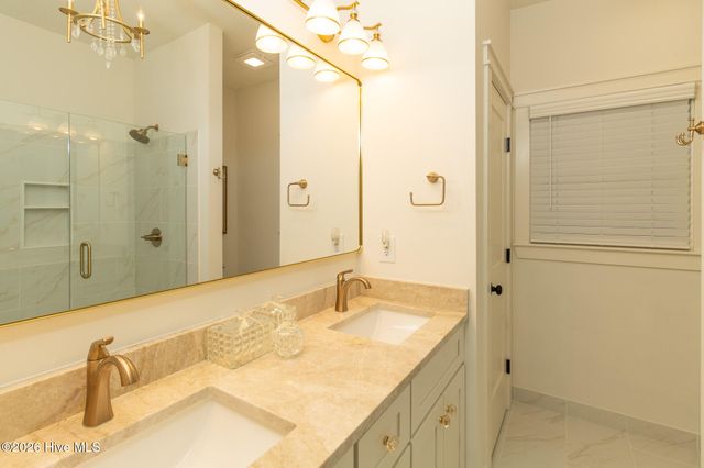 143 E Gale Street, Edenton, NC 27932