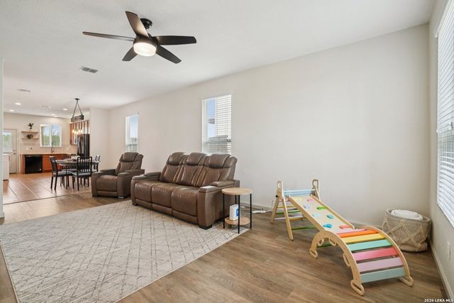 9615 Harbor Mist, Converse, TX 78109