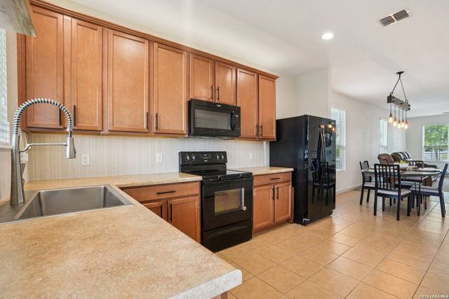 9615 Harbor Mist, Converse, TX 78109