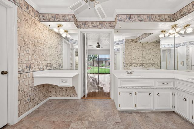607 E Cypresswood Drive, Spring, TX 77373