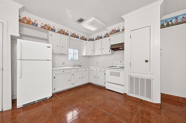 607 E Cypresswood Drive, Spring, TX 77373