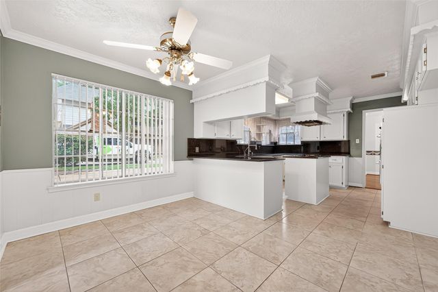 607 E Cypresswood Drive, Spring, TX 77373