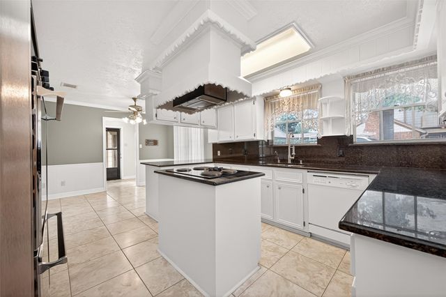 607 E Cypresswood Drive, Spring, TX 77373