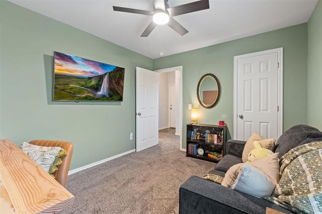 1029 S Appaloosa Lane, Mustang, OK 73064