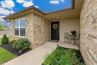 1029 S Appaloosa Lane, Mustang, OK 73064