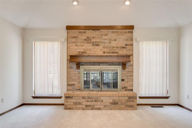 4712 Crystal Lake Road, Norman, OK 73072