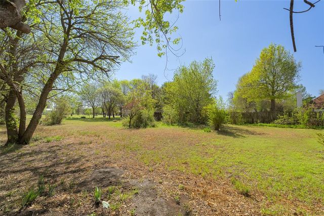 4712 Crystal Lake Road, Norman, OK 73072