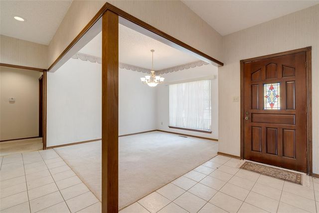 4712 Crystal Lake Road, Norman, OK 73072