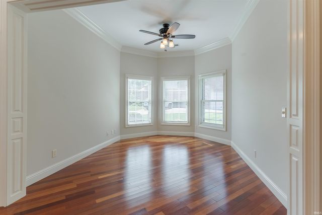 1469 Woodfield Drive, Newburgh, IN 47630