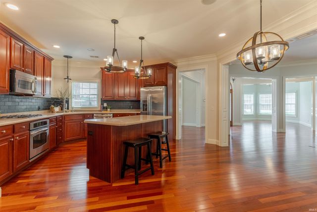 1469 Woodfield Drive, Newburgh, IN 47630