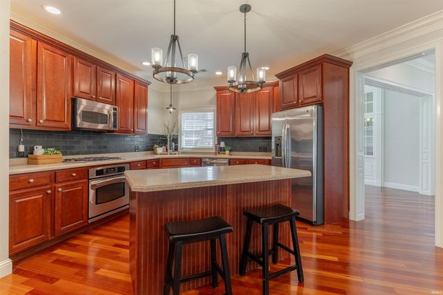 1469 Woodfield Drive, Newburgh, IN 47630