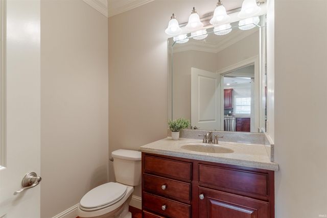 1469 Woodfield Drive, Newburgh, IN 47630