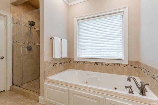 1469 Woodfield Drive, Newburgh, IN 47630