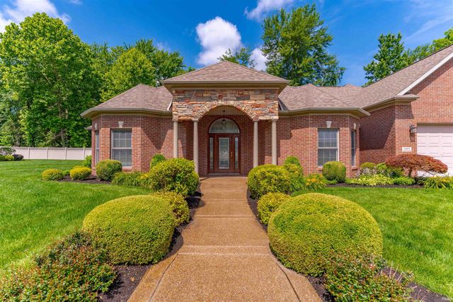 1469 Woodfield Drive, Newburgh, IN 47630