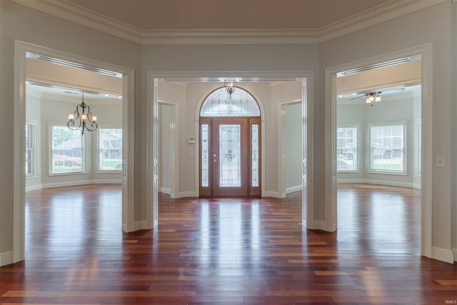1469 Woodfield Drive, Newburgh, IN 47630