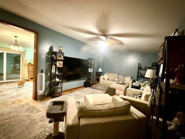 2709 S Lincoln Boulevard, Marion, IN 46953