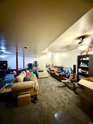 2709 S Lincoln Boulevard, Marion, IN 46953