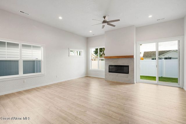 7336 N Breaux Dr., Coeur D'alene, ID 83815