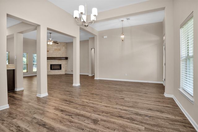 150 Sky Oak Lane, Huntsville, TX 77340