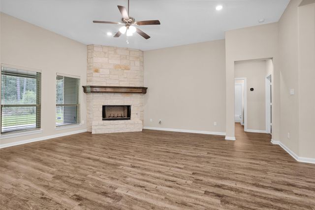 150 Sky Oak Lane, Huntsville, TX 77340