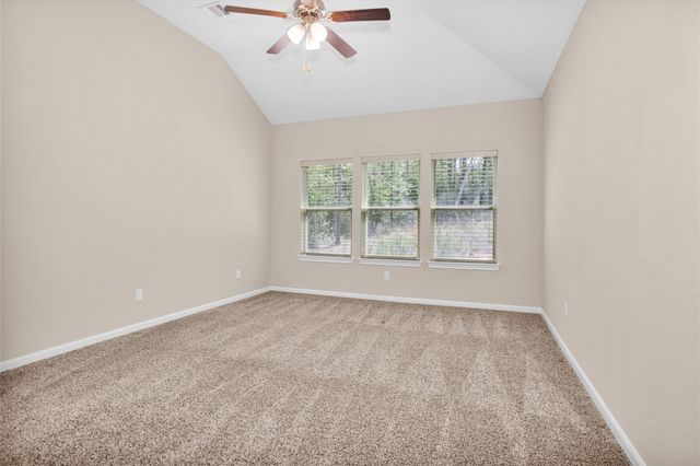 150 Sky Oak Lane, Huntsville, TX 77340