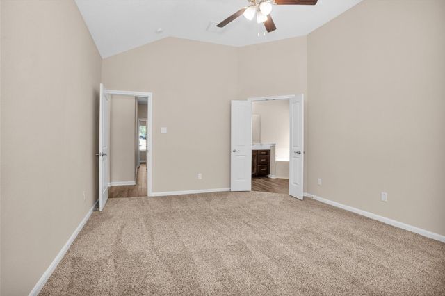 150 Sky Oak Lane, Huntsville, TX 77340