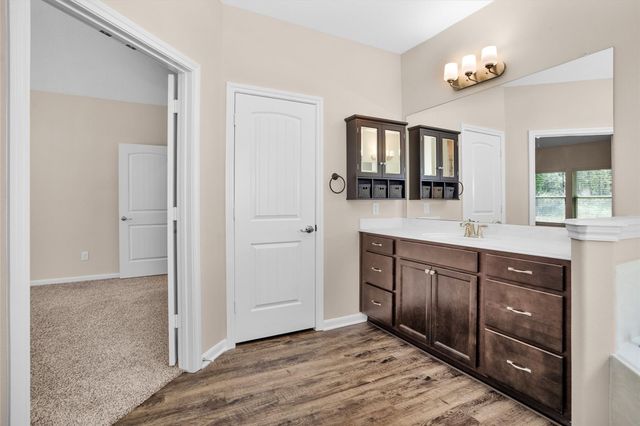 150 Sky Oak Lane, Huntsville, TX 77340