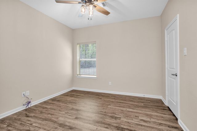 150 Sky Oak Lane, Huntsville, TX 77340