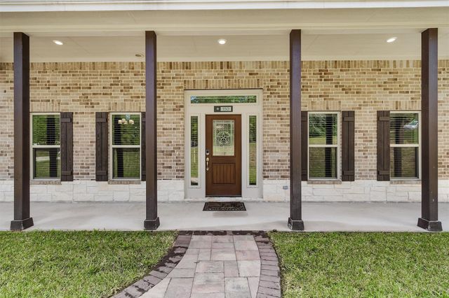 150 Sky Oak Lane, Huntsville, TX 77340