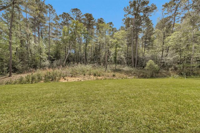 150 Sky Oak Lane, Huntsville, TX 77340