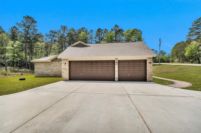 150 Sky Oak Lane, Huntsville, TX 77340