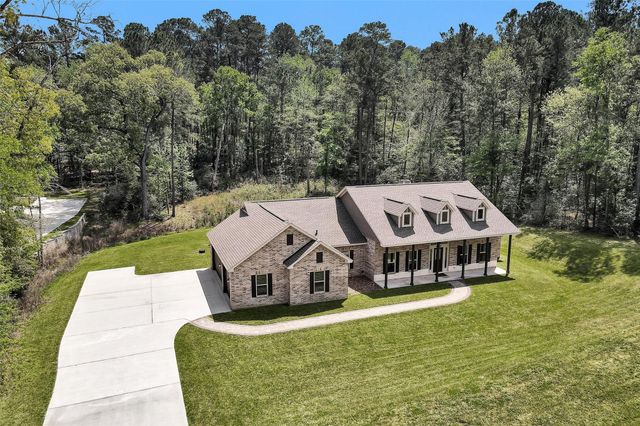 150 Sky Oak Lane, Huntsville, TX 77340