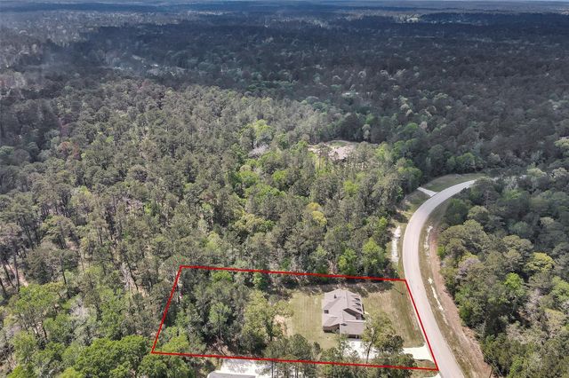 150 Sky Oak Lane, Huntsville, TX 77340