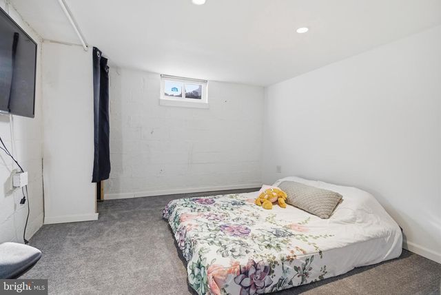 1365 VALLEY RD, Woodlyn, PA 19094