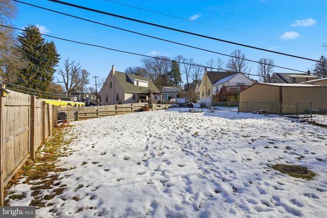 1365 VALLEY RD, Woodlyn, PA 19094