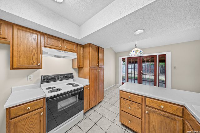 8927 Rich Trace, San Antonio, TX 78251