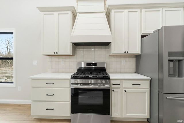 1937 Mud Creek Court, West Lafayette, IN 47906