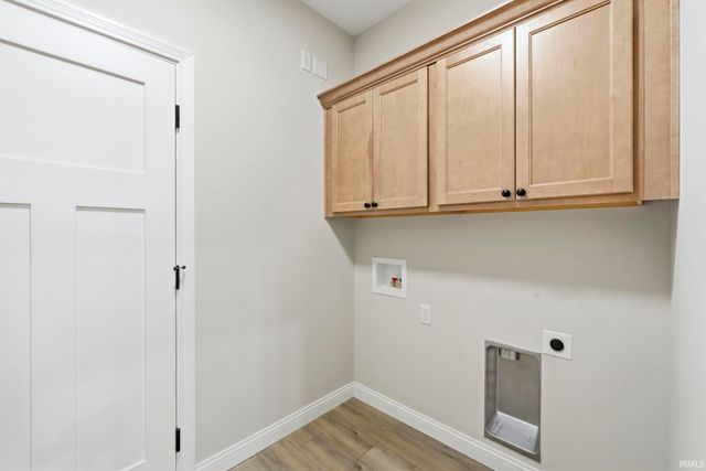 1937 Mud Creek Court, West Lafayette, IN 47906