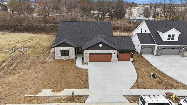 1937 Mud Creek Court, West Lafayette, IN 47906