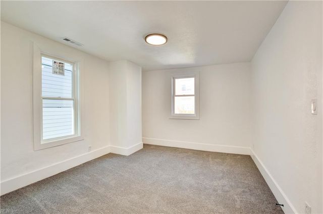 434 W 34th ST, Norfolk, VA 23508