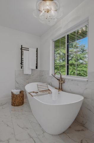 9747 N RTE N, Columbia, MO 65203