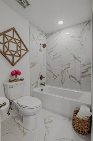 9747 N RTE N, Columbia, MO 65203