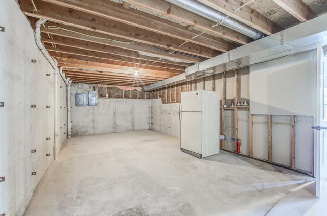 9747 N RTE N, Columbia, MO 65203