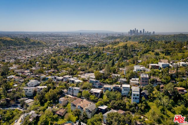 512 Rustic Drive, Los Angeles, CA 90065