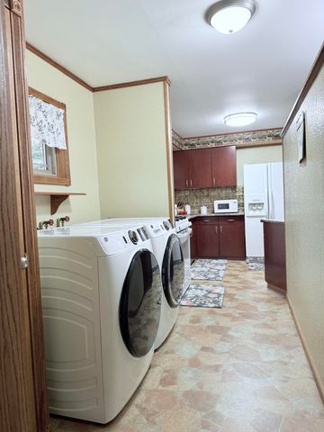 2400 E Cleveland Avenue, Hobart, IN 46342