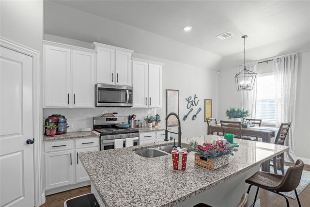 10708 Klondike Lane, Aubrey, TX 76227