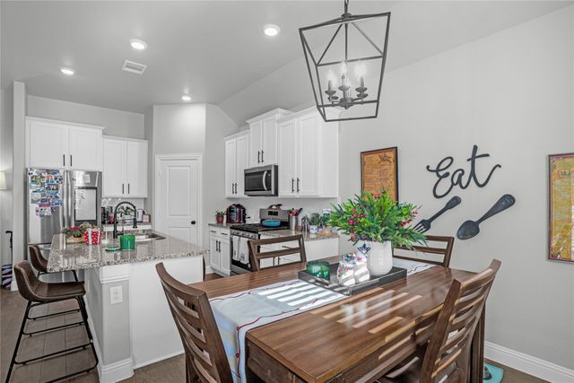 10708 Klondike Lane, Aubrey, TX 76227