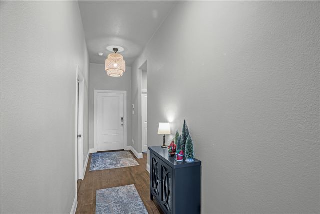 10708 Klondike Lane, Aubrey, TX 76227