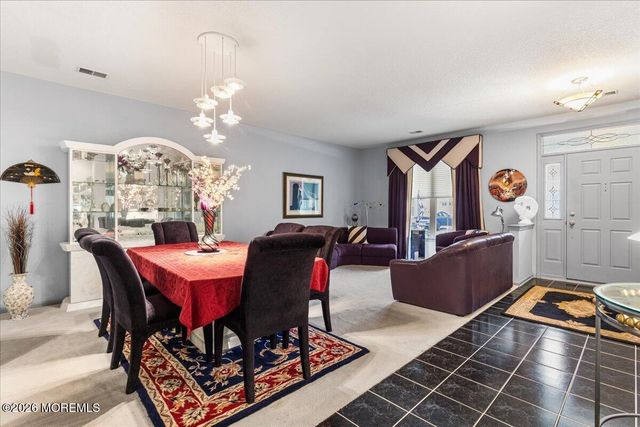 38 Autumntide Drive, Lakewood, NJ 08701